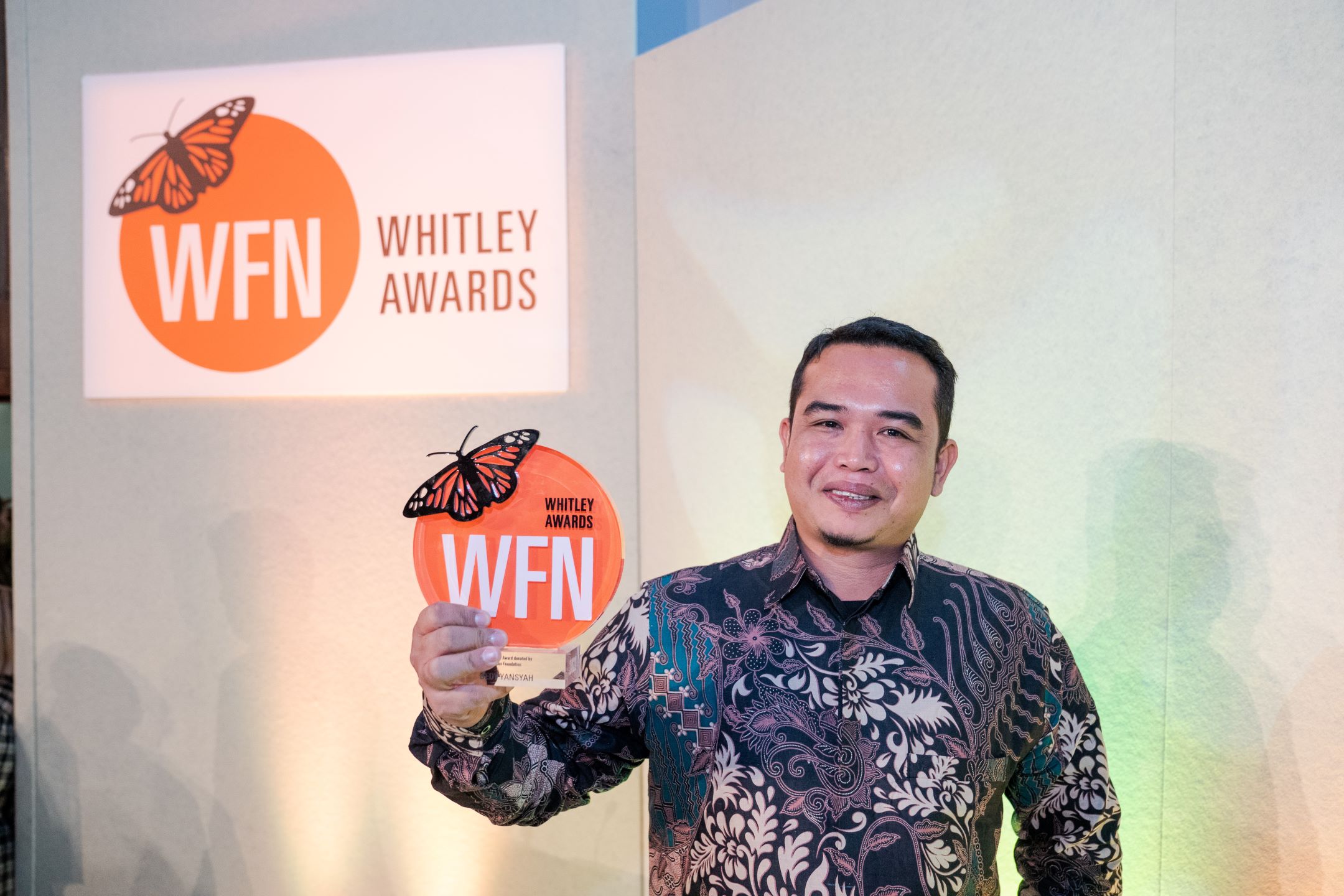 After the ceremony the Whitley Award winners, including Dedy Yansyah, celebrated with their trophies