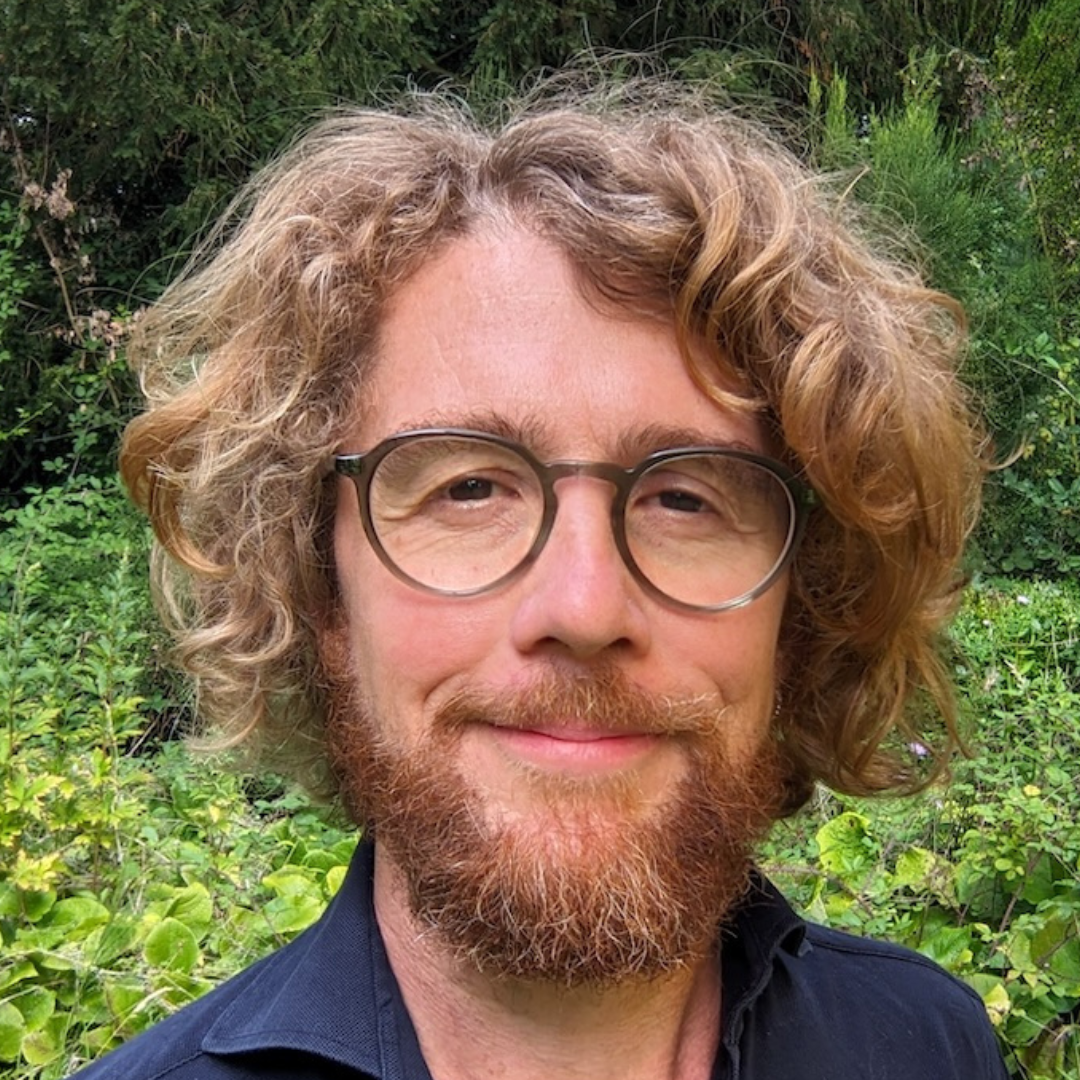 Portrait of Drew Purves