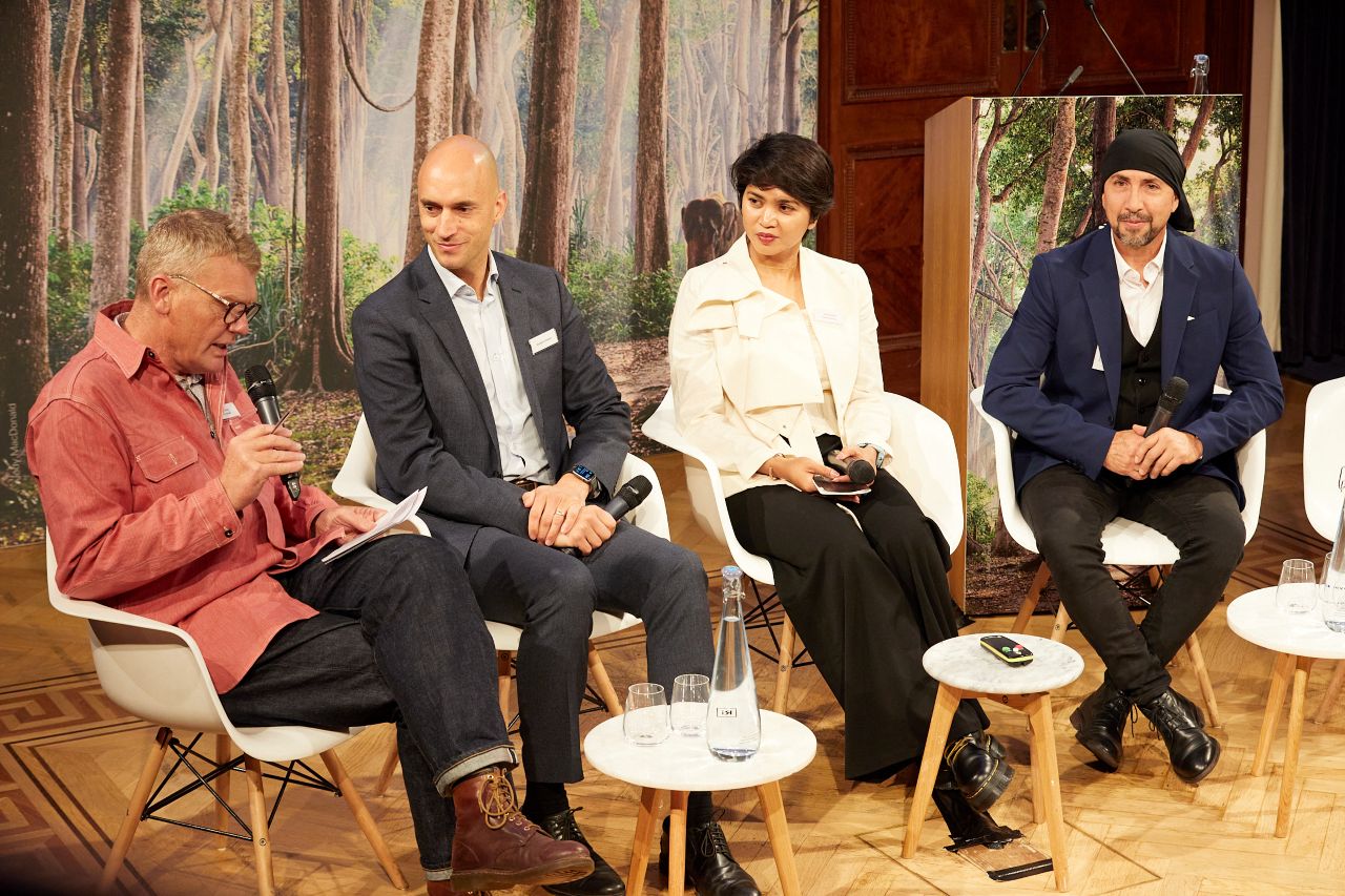 People for Planet Summit panel with host Fernando Trujillo, Tom Heap, Alexandra Antonelli, Farwiza Farhan